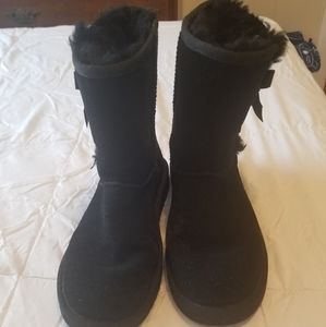 Kookaburra boots (size 8)
